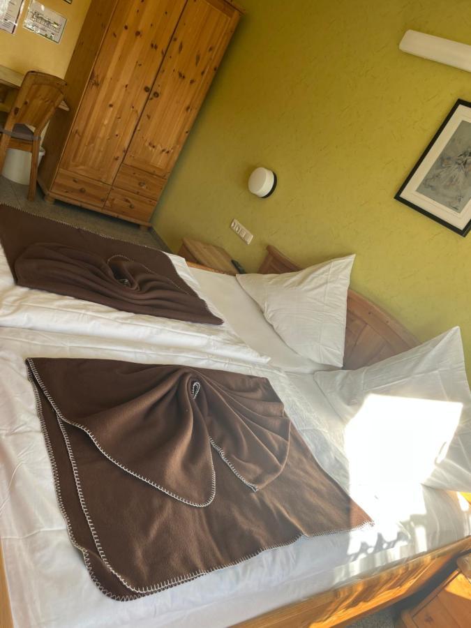 Hotel Eifeltor Mechernich Eksteriør billede